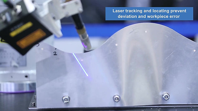 Syntec Robot Welding for Seam Tracking